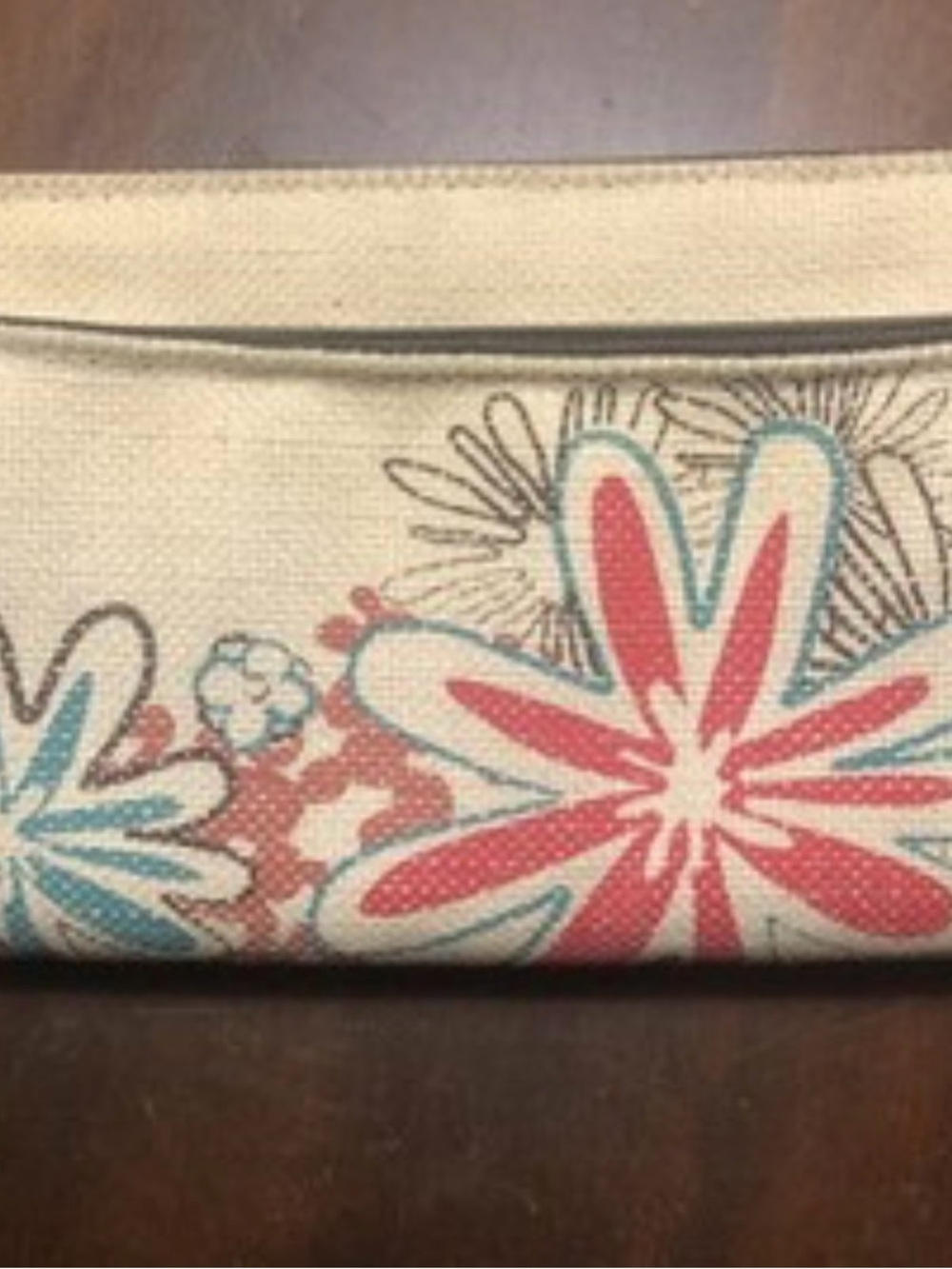 Thirty One Natural Daisy Craze Floral Canvas Clutch Wallet Organizer